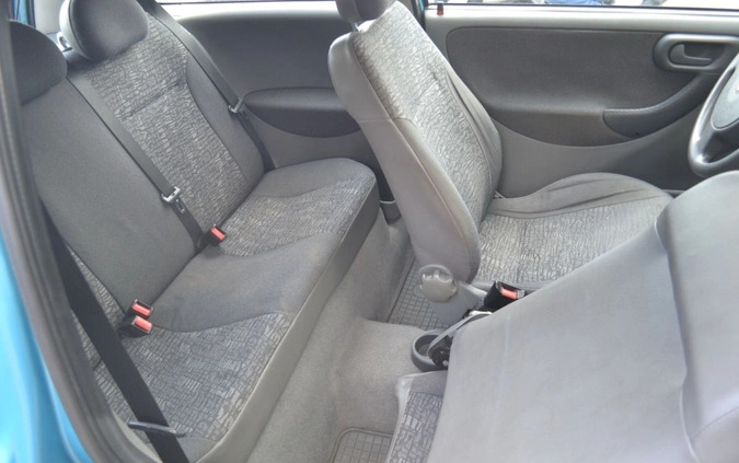 Opel Corsa cena 3200 przebieg: 188135, rok produkcji 2001 z Warszawa małe 22